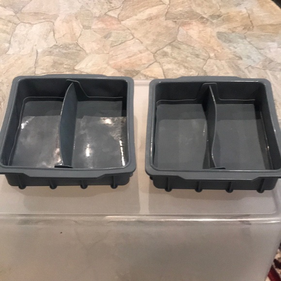 Nuwave Silicone Bakeware 9” Pans - Picture 1 of 9
